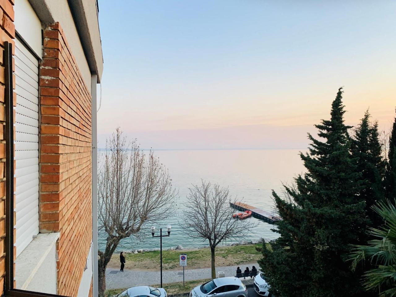 Front Lake Apartment Bardolino Eksteriør bilde