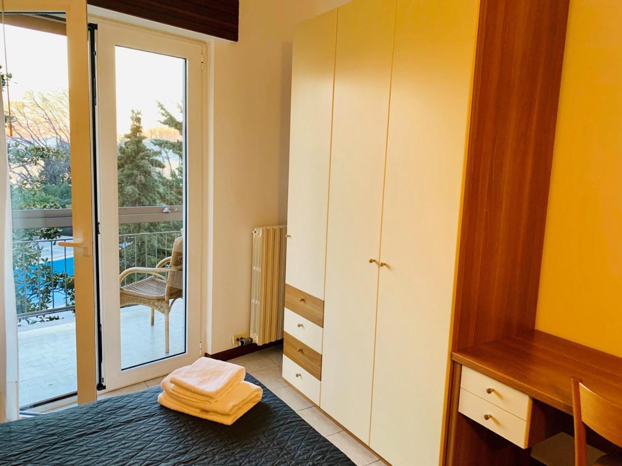 Front Lake Apartment Bardolino Eksteriør bilde